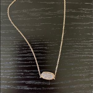Kendra scott necklace